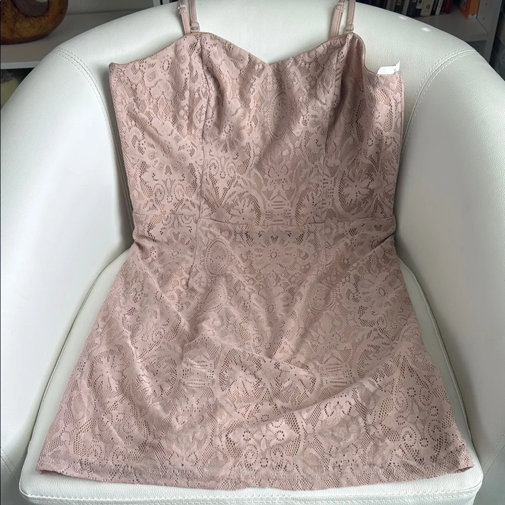 Dress The Population Elegant Pink Lace Dress